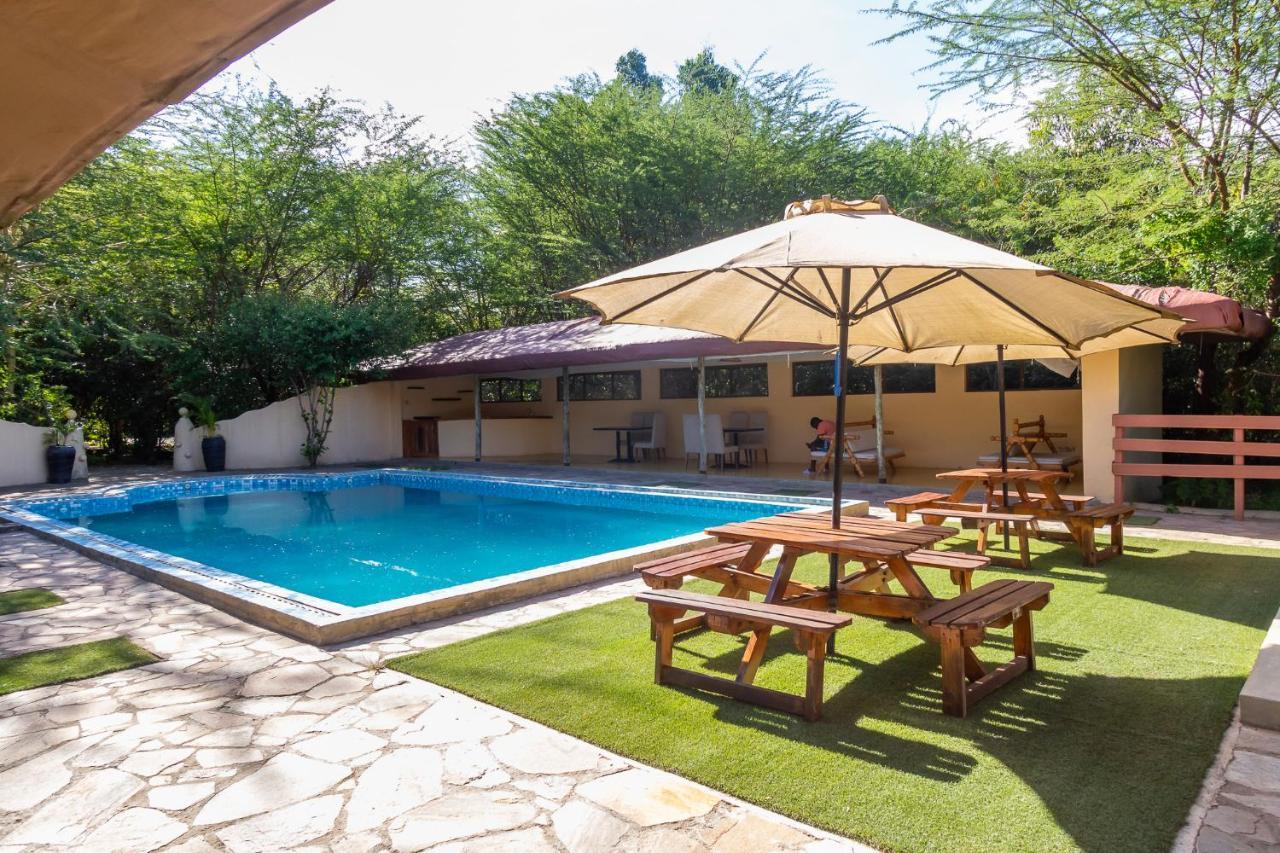 Prideinn Mara Camp & Cottages Talek Exterior foto